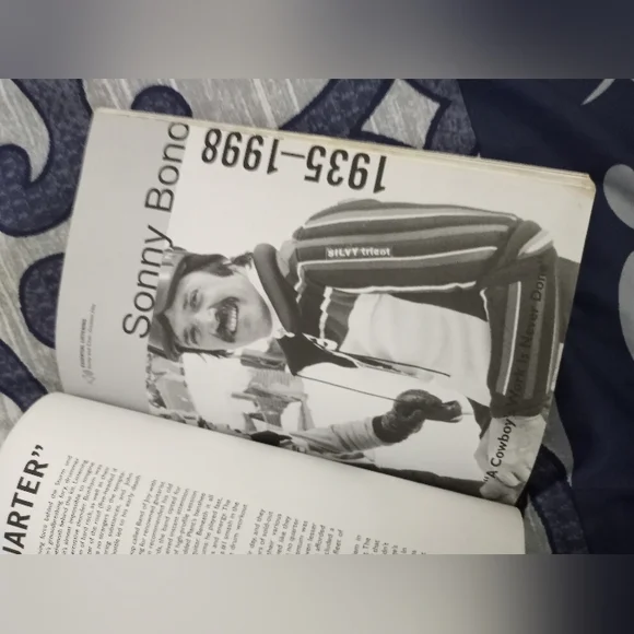 VH1 CASUALTIES OF ROCK softcover Book - Picture 5 of 6